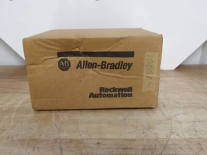 Allen Bradley 500L-A0D93 AC Beleuchtungsschütz, #4281047G Neu im Karton - Bild 1 von 12