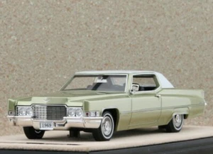 CADILLAC Coupe deVille - 1969 - Palmetto green metallic - STAMP 1:43 - Picture 1 of 6