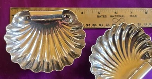 PAIR Buccellati Italy Hammered Sterling Silver Scalloped Scrolled Clam Shell Lot - Picture 1 of 10