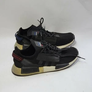 adidas Men's NMD R1 V2 Sneakers FW5327 Black/Metallic Gold Size 10 - Picture 1 of 10