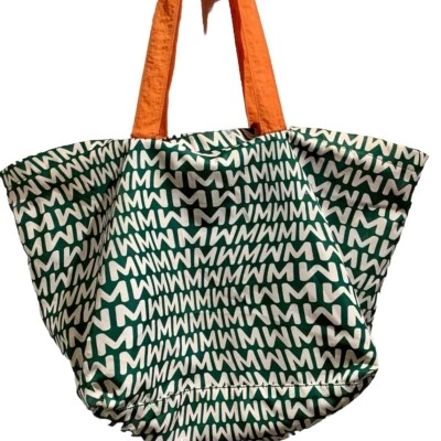 Maxi Bolso de Mano Mango MNG Para Mujer Verde Nylon Forro Naranja Elegante Diseño Playa Foto 1 de 4