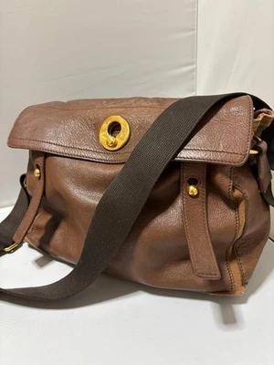 Yves Saint Laurent Muse 双肩包棕色金色五金二手 — 第 1/4 张图片