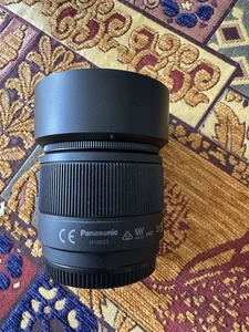Panasonic Lumix 25mm F1.7 Camera Lens for Micro Four Thirds (M43) with Filter - Picture 1 of 2