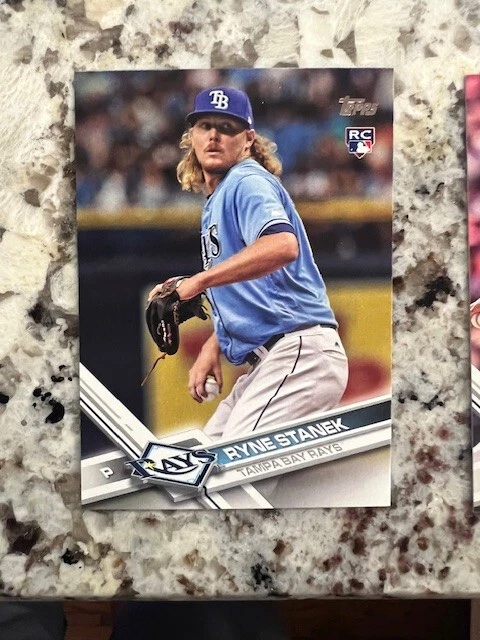 2017 TOPPS UPDATE SERIES CARD #s US1-US150 PICK YOUR CARD - Image 1 of 1