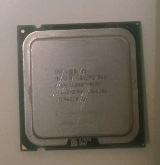CPU 775 Intel Core 2 Duo E6320 1.86 Ghz SLA4U MALAY - Immagine 1 di 1