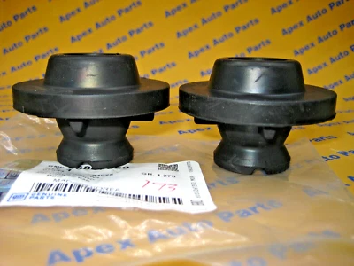 Chevy Equinox Captiva Sport Saturn Vue Lower Radiator Support Rubber OEM 2 - Image 1 of 3
