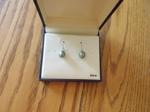silver/gray pierced dangle earrings - Picture 1 of 2
