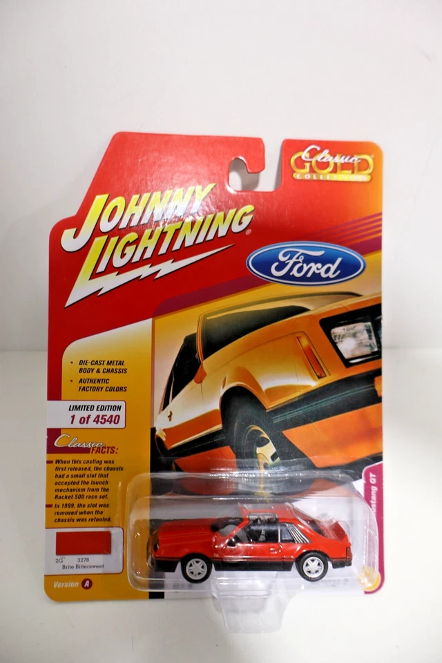 1/64 约翰尼闪电经典黄金 1982 福特 MUSTANG GT BRITE BITTERSWEET — 第 1/1 张图片