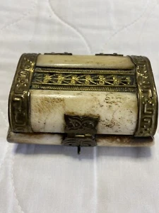 Ottoman? Marokkanisch? Knochen mit Messing Schmuckschatulle Schmuckkästchen 19. Jahrhundert ? - Bild 1 von 24