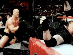 1999 Comic Images WWF SmackDown! Chromium #53 Austin vs. The Undertaker - Picture 1 of 2