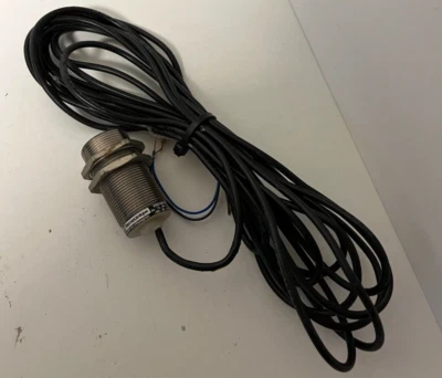 Telemecanique XS630B1PAL10EX Inductive Proximity Sensor 12-48V DC Used Working - Image 1 of 4
