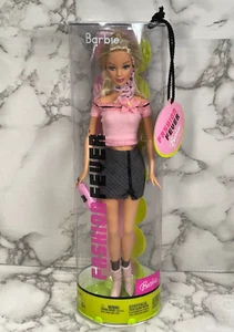 Stivali gonna gessato FASHION FEVER BARBIE H0660 rosa spalle scoperte 2004 nuovi con scatola - Foto 1 di 5