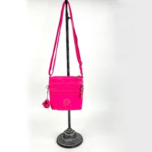 Kipling Keiko Crossbody Neon Pink drei Reißverschlüsse und verstellbarer Riemen - Bild 1 von 9
