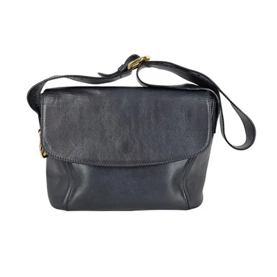 BOLSO DE HOMBRO LANCEL VINTAGE DE CUERO NEGRO - SOLAPA DELANTERA - HECHO EN ITALIA 10"x8"x4" Foto 1 de 4