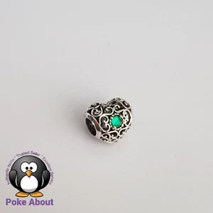 Genuine Pandora May Green Signature Heart Birthstone Silver Charm 791784NRG - Picture 1 of 7
