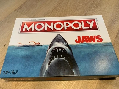 Hasbro Jaws Monopoly Complete Great Condition - Image 1 of 4