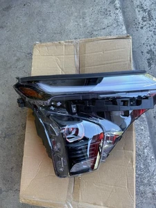 2024 2025 Chevrolet Trax LED Headlight Right Passenger RH Side OEM 42928410 Used - Picture 1 of 23