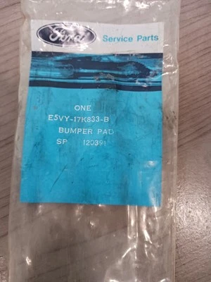 Lincoln FORD OEM 85-88 Town Car Front Bumper-Cushion Right E5VY17K833B - Image 1 of 2