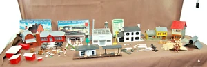 Plasticville & Faller HO Scale Vintage Buildings & Animals Lot X1587 - Picture 1 of 20