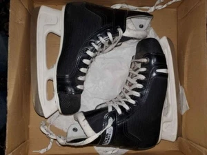 Tour Power Play Hockey Skates MODEL XL-45 Size 5 - Picture 1 of 5