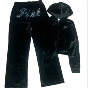 Tuta Victorias Secret ROSA velluto strass logo felpa con cappuccio e pantaloni grandi nuova - Foto 1 di 8