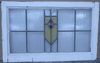 OLD ENGLISH LEADED STAINED GLASS WINDOW TRANSOM SIPLE GEOMETRIC  29" x 18" - Image 1 of 3