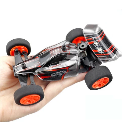 1:32 Mini RC Toy Car Model Off-Road Vehicle Toy 4WD 2.4G Mutiplayer 4CH Operate - Image 1 of 4