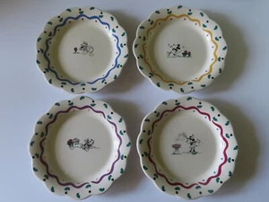 4 Pfaltzgraff Mickey & Co 8 1/2" Plates - Mickey, Minnie, Donald & Goffy - Picture 1 of 7