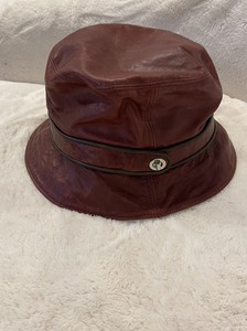 Шапки коричневый кожаный Coach для 