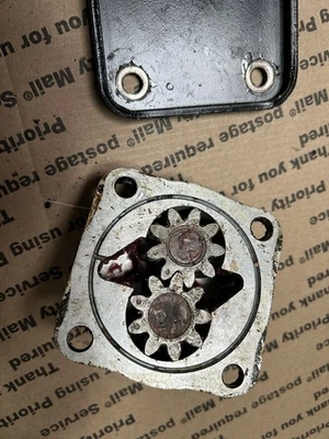 Placa de bomba de aceite original OEM alemán VW Volkswagen 40 HP Foto 1 de 4