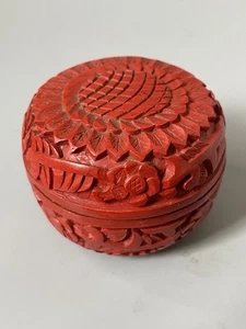 Chinese Carved Cinnabar Lacquer Lid Box Flower Decor - Picture 1 of 6