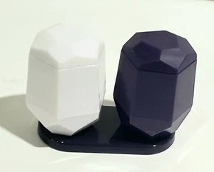 10 SETS Delta One Sechseck Salz & Pfefferstreuer auf Tablett von Alessi BRANDNEU - Bild 1 von 9