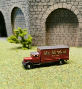Wiking MB L2500 Kofferaufbau "Max Marotzke - Berlin Tegel " - Bild 1 von 8