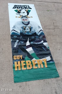 Anaheim Mighty Ducks Guy Hebert Stadium Banner 103"x35" Vinilo Doble Cara NHL - Imagen 1 de 6