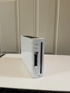 Consola Nintendo Wii Repuesto Compatible Gamecube RVL-001 Probada Funciona SOLO - Imagen 1 de 7