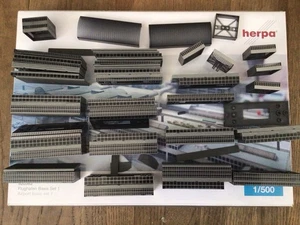 Herpa Airport Basic Set 1 1/500 UNVOLLSTÄNDIG OHNE BOX - Bild 1 von 9