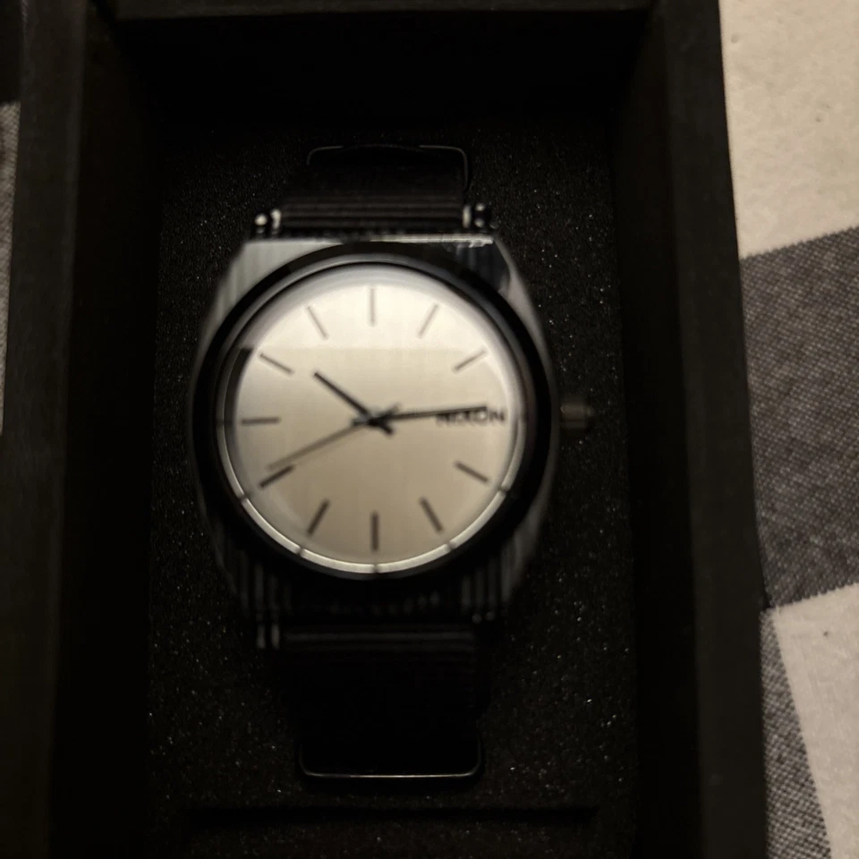 Reloj Nixon ~ Time Teller Acetato ~ Todo Negro/Plateado 40 mm ~ A327-2345 Foto 1 de 4