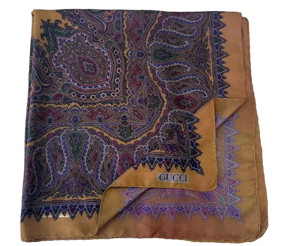 S3# Gucci Paisley Bohemio Multicolor Cuadrado Seda Bufanda 34 pulgadas Foto 1 de 4