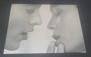 VINTAGE ADVERTISING POSTCARD - EMPORIO ARMANI FRAGANCE (DEBENHAMS) NM - Foto 1 di 2
