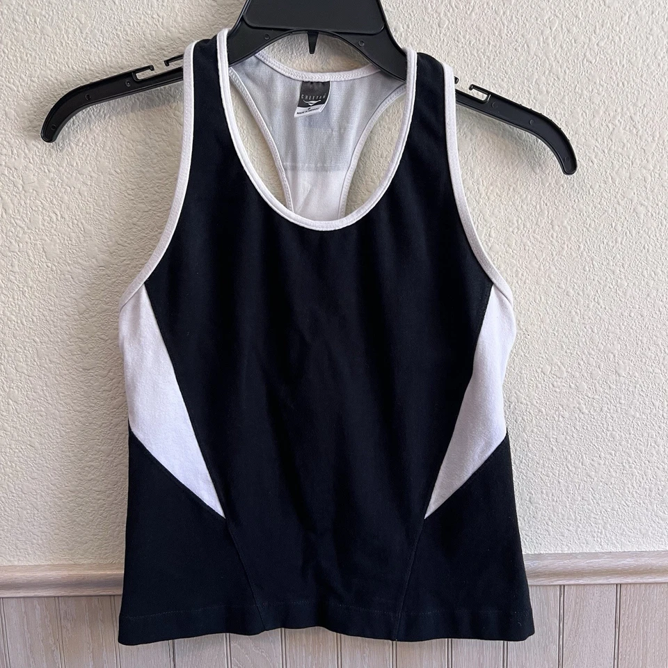 Camiseta sin mangas de entrenamiento Cheetah Racerback con sujetador de estante talla pequeña blanco y negro Foto 1 de 4