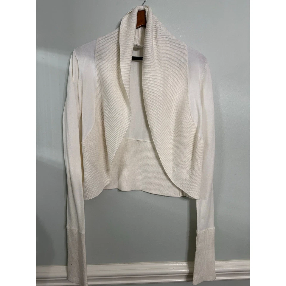 Cárdigan tejido delantero abierto recortado White House Black Market - mediano para mujer  Foto 1 de 4