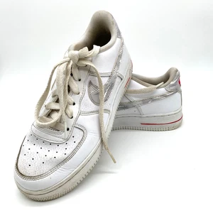 Nike Air Force 1 Low DJ4625-100 Juvenil Talla 7 Blanco Rojo Universitario 1125 - Imagen 1 de 12