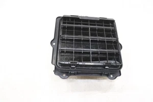 2021 - 2024 JEEP GRAND CHEROKEE L REAR RIGHT QUARTER PANEL PRESSURE AIR VENT OEM - Picture 1 of 10