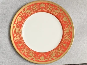 De Lamerie Heavily Gilded Bahrain Crest Renaissance Red & Gold Dinner Plate 10" - Picture 1 of 11