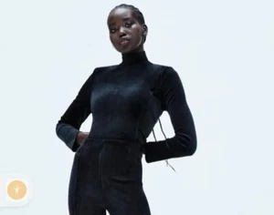 Maglia Effetto Scamosciato Nera Zara Tg S - Foto 1 di 1
