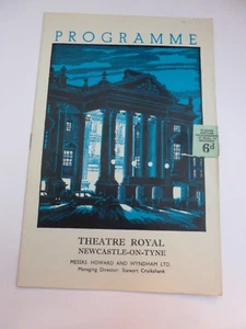 Jon Pertwee Amanda Barrie Mary Millar Newcastle Theatre Program & Flyer 1962 - Picture 1 of 3