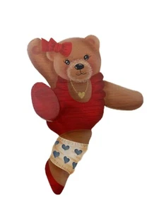 Holz bemalt Tanzender Bär Wand Einzelhaken Vintage 1987 Stulpen Ballett - Bild 1 von 4
