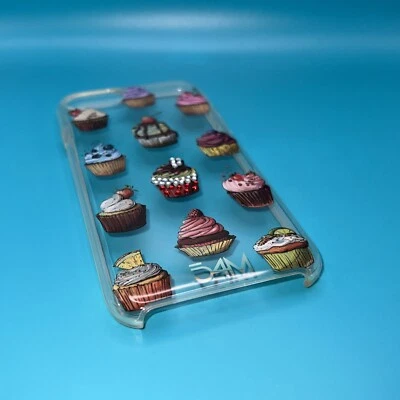 54th & Madison | Funda Kawaii para panadero de postres Cupcake iPhone 8 transparente y colorida Foto 1 de 3