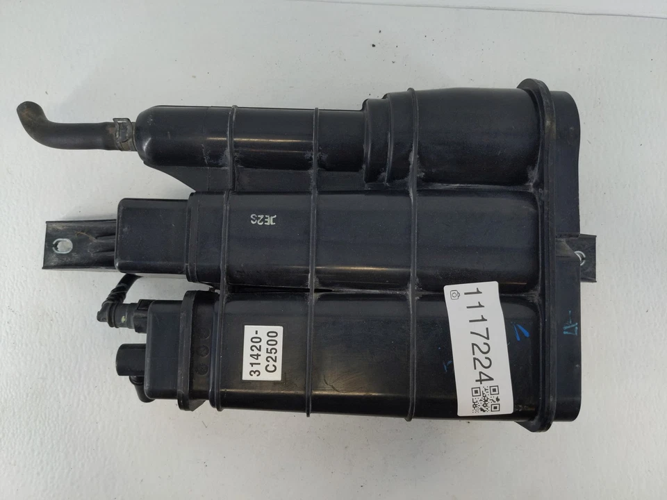 Hyundai Sonata 2015 bote de carbón de vapor de combustible ZH62Z Foto 1 de 4