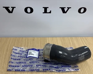 Genuine Volvo XC90 S90 V90 S60 V60 XC60 V70 XC70 S80 Intercooler Hose 32222272 - Picture 1 of 3